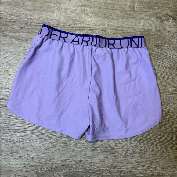 •UNDER ARMOUR• RUNNING SHORTS - Picture 4 of 4